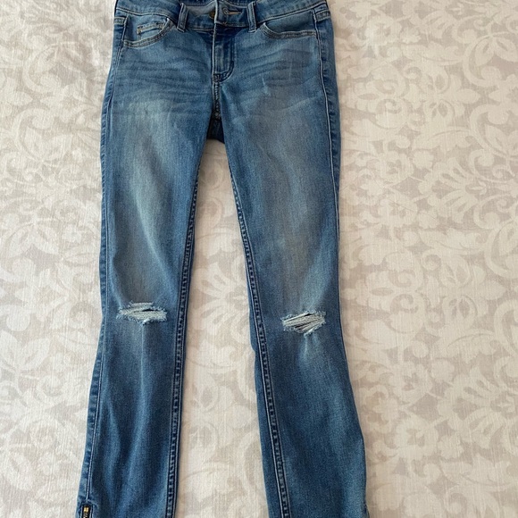 Hollister Pants - Hollister Low- Rise crop super skinny jeans
